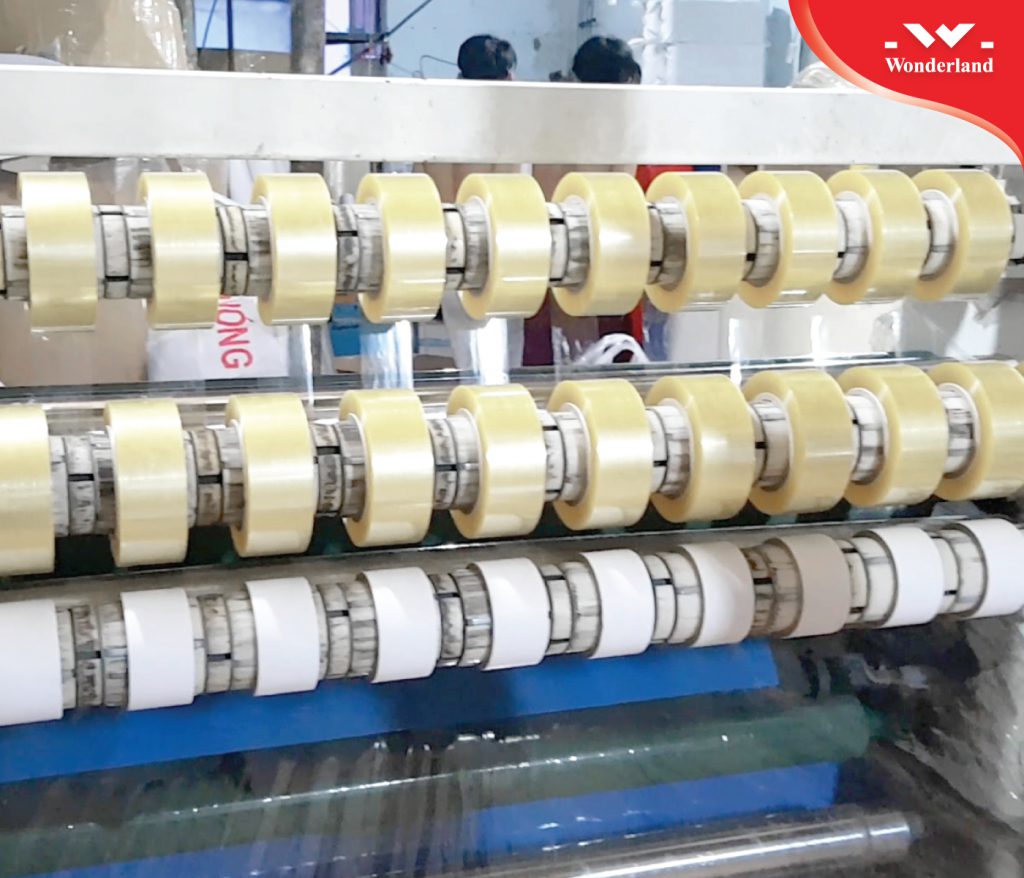 Lam-the-nao-de-nhan-dien-duoc-nha-san-xuat-bang-keo-trong-dan-thung-uy-tin-tai-TPHCM-wonderland