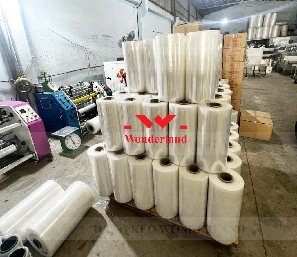MÀNG PE 16KG QUẤN PALLET BẰNG MÁY CHẤT LƯỢNG CAO WONDERLAND