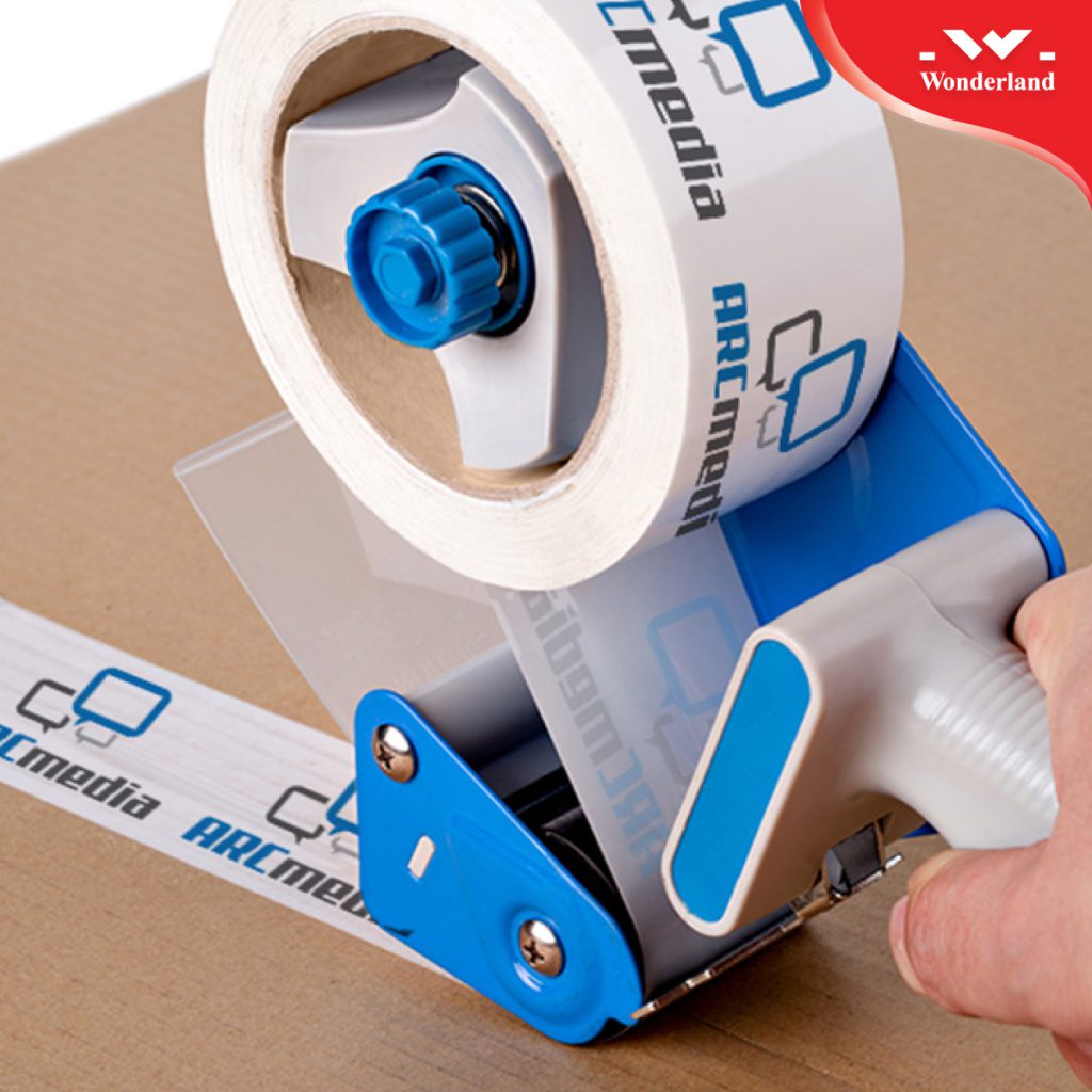 bang-keo-in-chu-logo-gia-si-wonderland