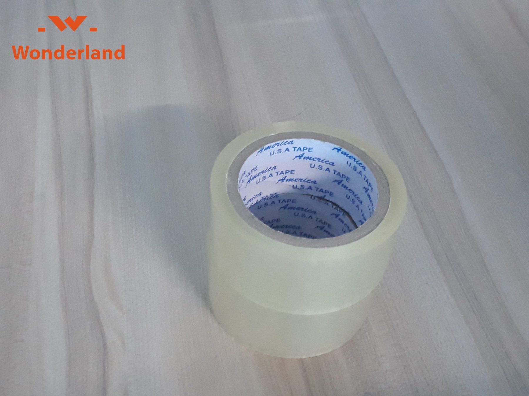 Băng keo trong được sản xuất tại nhà máy Wonderland